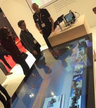 tables tactiles multitouch nec